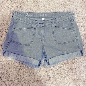 𝅺LOFT blue and white jean shorts
